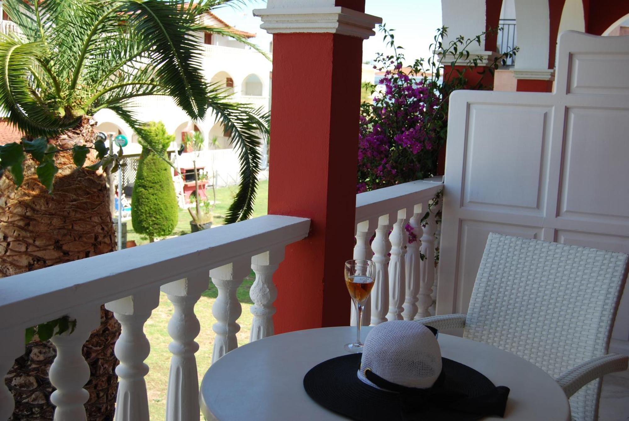 Tropical Studios Laganas Exterior photo